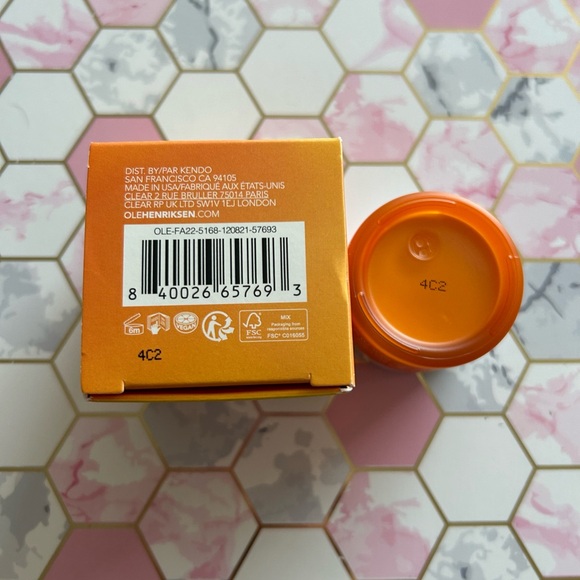 OLEHENRIKSEN Banana Bright+ Eye Crème - Picture 3 of 3